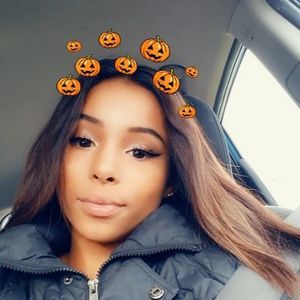 Meet your Posher, Trinity